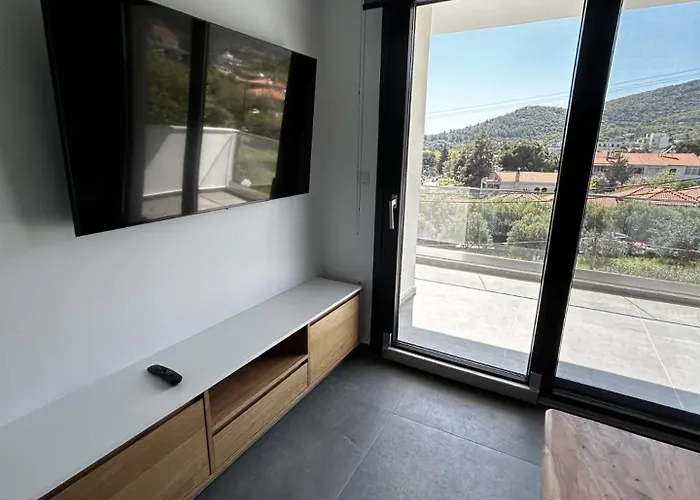 Sunrise And Sunset Palio Side View *